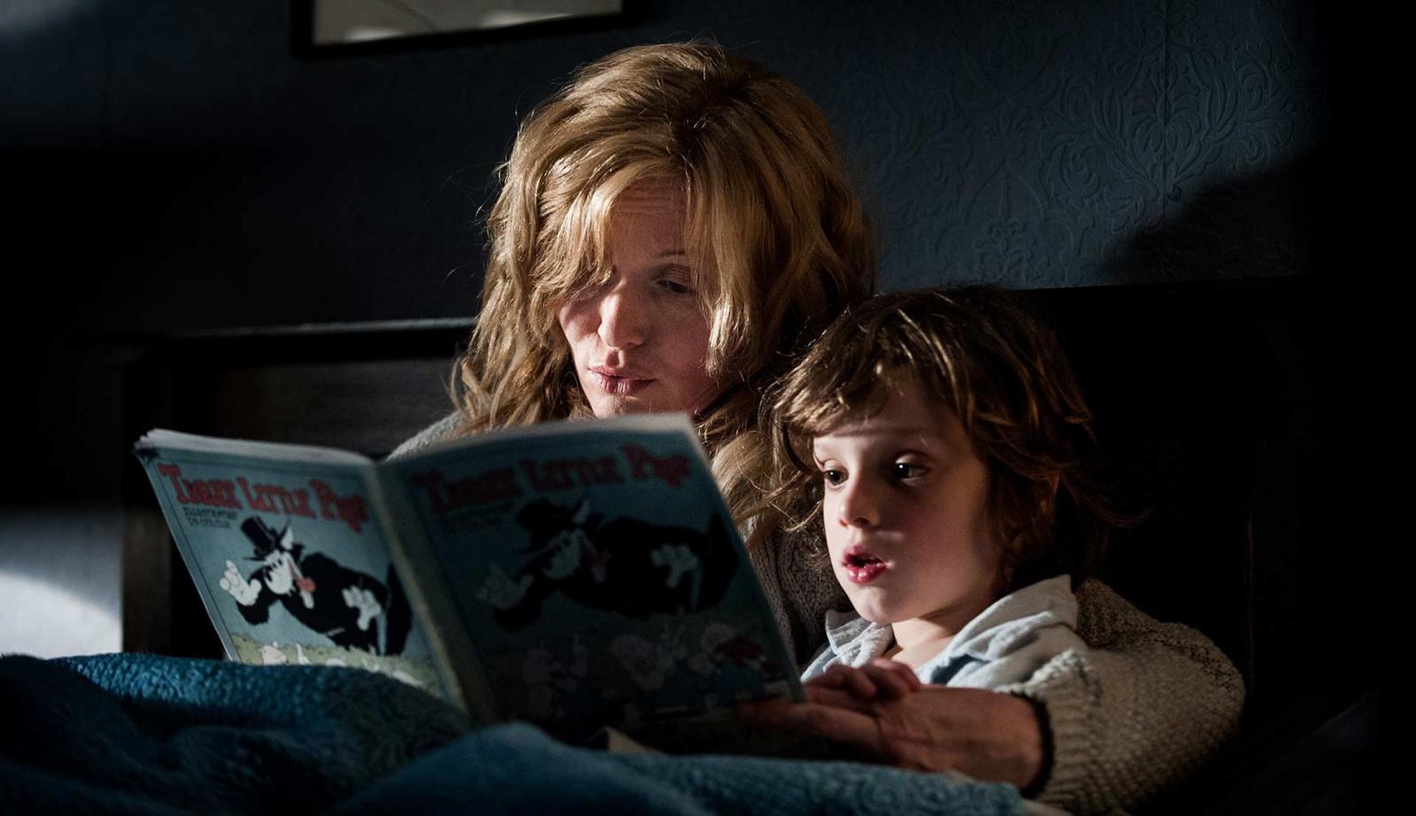 Babadook - Fabelo™ StoryBook Steelbook 4K Ultra HD + Blu-ray - Definitive Edition (Blu-ray) Babadook - Fabelo™ StoryBook Steelbook 4K Ultra HD + Blu-ray - Definitive Edition (Blu-ray)