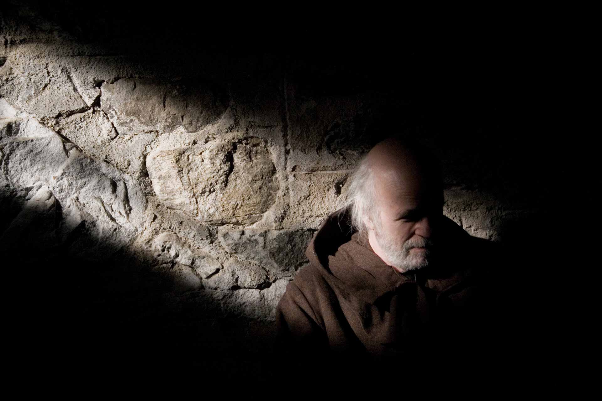 The House of the Devil - Limited Edition Midnight Factory DVD + Booklet (DVD) Person, Photography, Portrait, Adult, Man