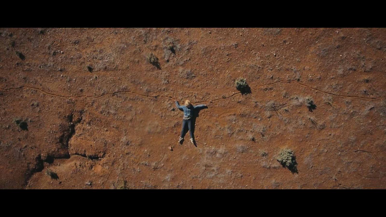 Outback - Limited Edition Blu-ray + Booklet (Blu-ray) Outback - Limited Edition Blu-ray + Booklet (Blu-ray)