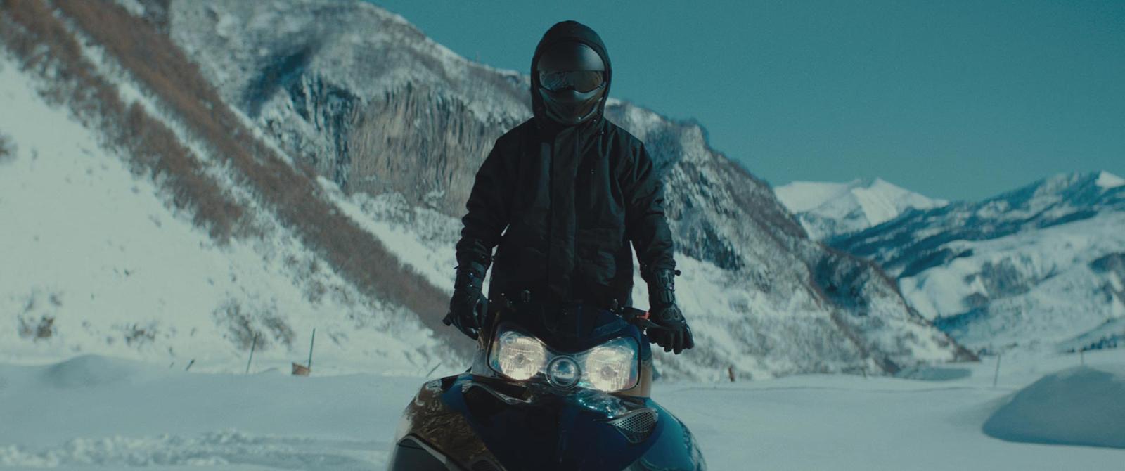 Let It Snow - Limited Edition DVD + Booklet (DVD) Let It Snow - Limited Edition DVD + Booklet (DVD)