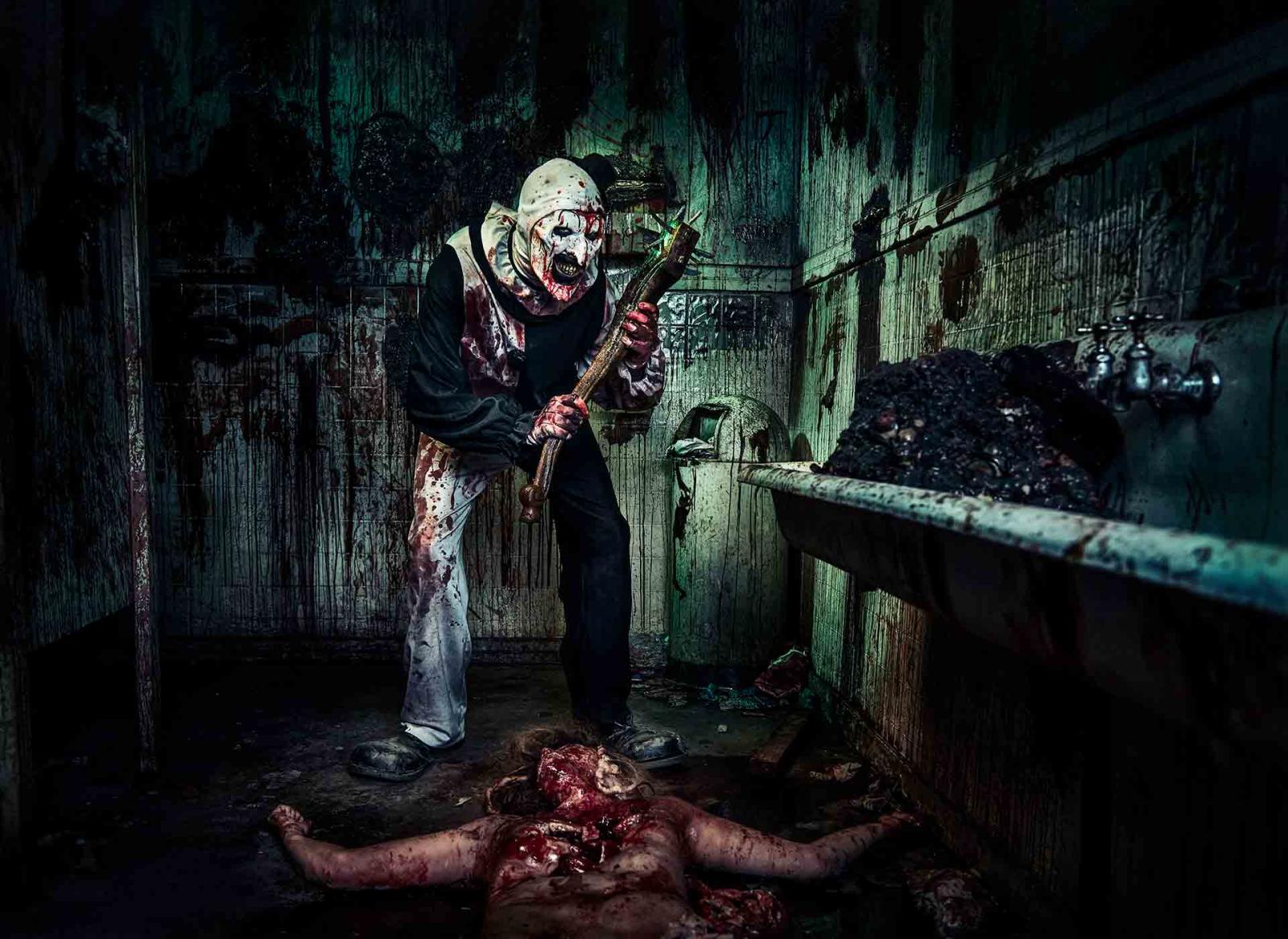 Terrifier 2 Boxset - Limited Edition 2 DVD + Booklet (DVD) Image 2