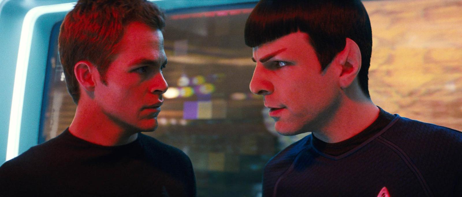 Star Trek - Edizione Titans of Cult - Steelbook 4K Ultra HD + Blu-ray + Gadgets (Blu-ray) Star Trek - Edizione Titans of Cult - Steelbook 4K Ultra HD + Blu-ray + Gadgets (Blu-ray)