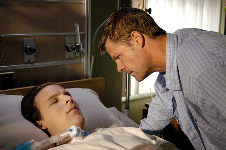 4400 - La Serie Completa - Stagioni 1-4 - Boxset 14 DVD (DVD) 4400 - La Serie Completa - Stagioni 1-4 - Boxset 14 DVD (DVD)